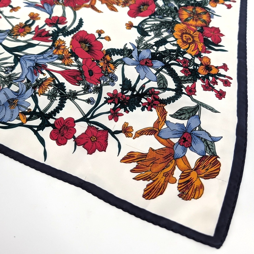 Vintage Style Floral Square Scarf Botanical Poppy Print‎ Navy Border 21x21 - Picture 4 of 7